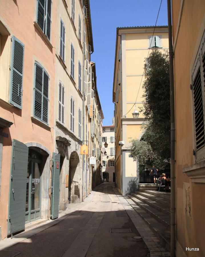 Chambre D'Hotes Sde, Wc Prive Climatise Dans Loft 80M2 Espace Commun Avec Les Habitants Salon Et Cuisine Apartment Toulon Exterior photo